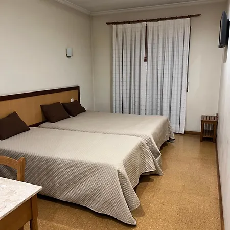 Ze Da Rampa Отель Aves