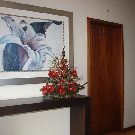 Ze Da Rampa ホテル Aves